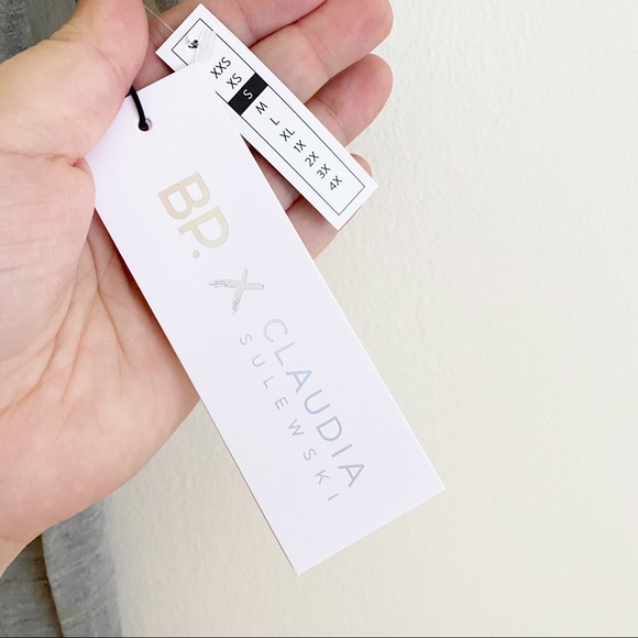 BP Self Made Boyfriend Crewneck T-Shirt Light Grey White S NWT - Picture 4 of 9